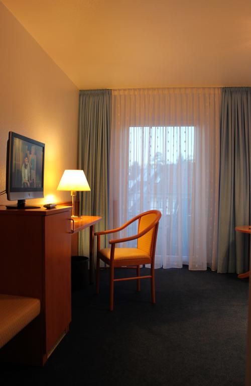 Hotel Garni Eden Meersburg Rum bild