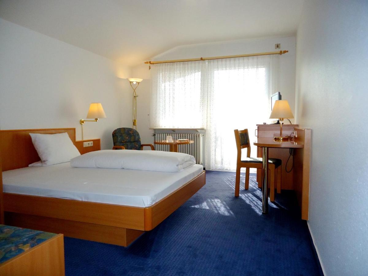 Hotel Garni Eden Meersburg Exteriör bild
