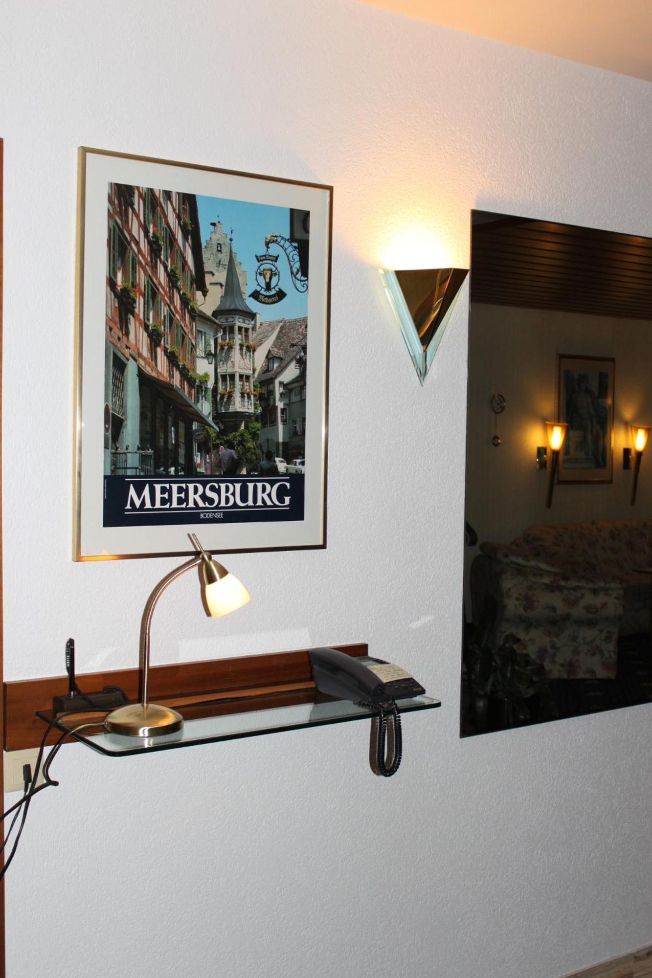 Hotel Garni Eden Meersburg Exteriör bild