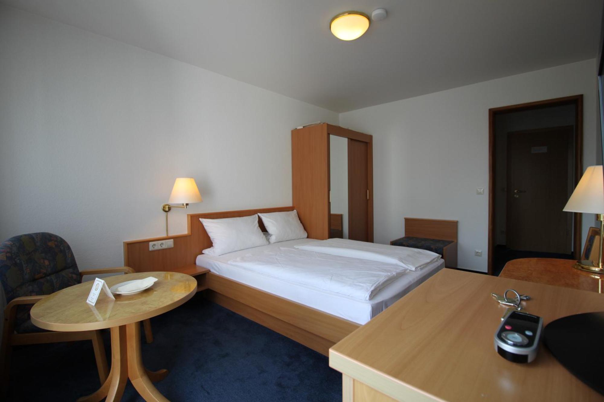 Hotel Garni Eden Meersburg Exteriör bild